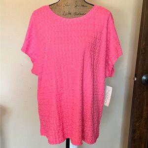 Pretty pink top-New with tag!